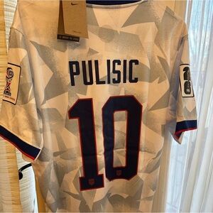 World Cup Nike White Pulisic #10 Jersey with Navy & Red Trim